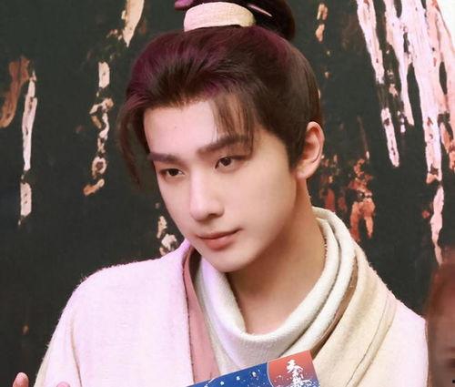 李宏毅娱乐爆料,娱乐圈幕后真相大揭秘  第3张